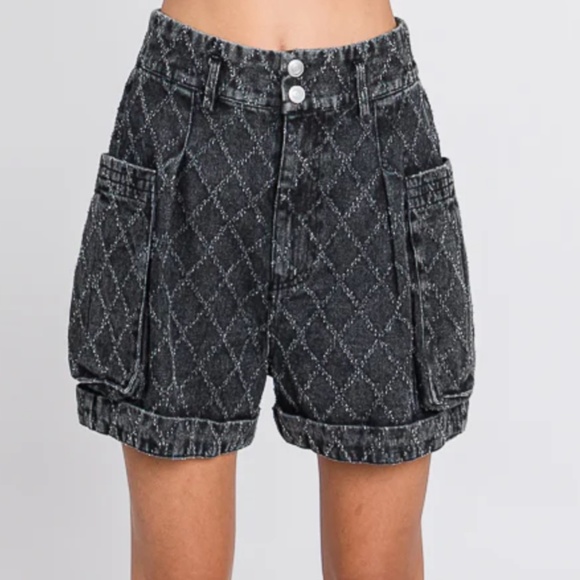 Oli & Hali Pants - Oli & Hali Black Washed Denim Cargo Shorts